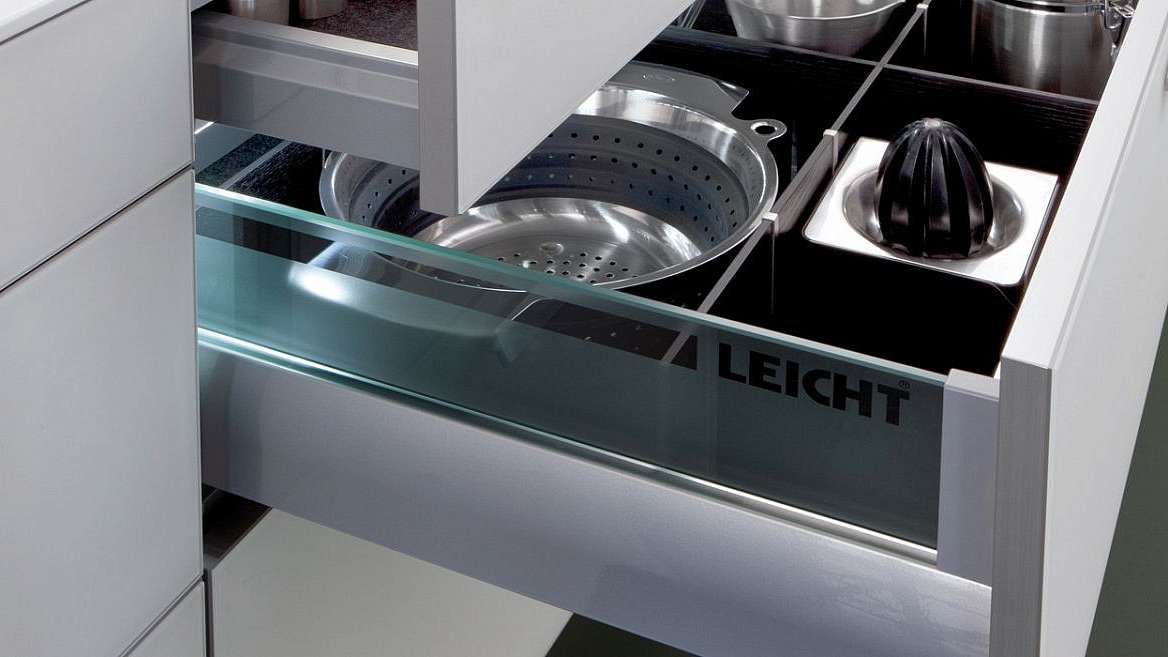 Внутреннее оснащение LEICHT Система HIGH GLASS для кухонь LEICHT